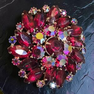 Vintage Weiss Ruby Red AB Rhinestone Floral Brooch Signed